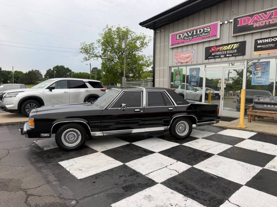 ford crown victoria 1991 2FACP74F6MX148070 image ford crown victoria 1991 2FACP74F6MX148070 image